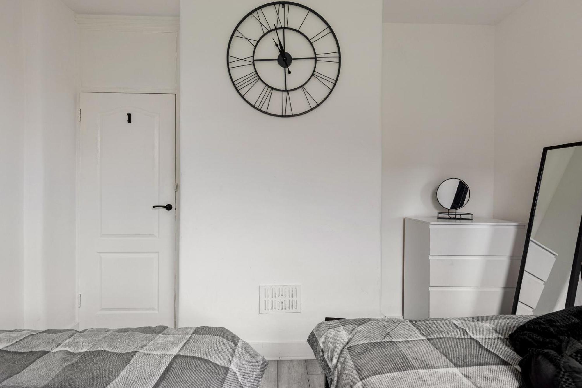 Beautifully Modern 2-Bed Apartment W/Garden Λονδίνο Εξωτερικό φωτογραφία